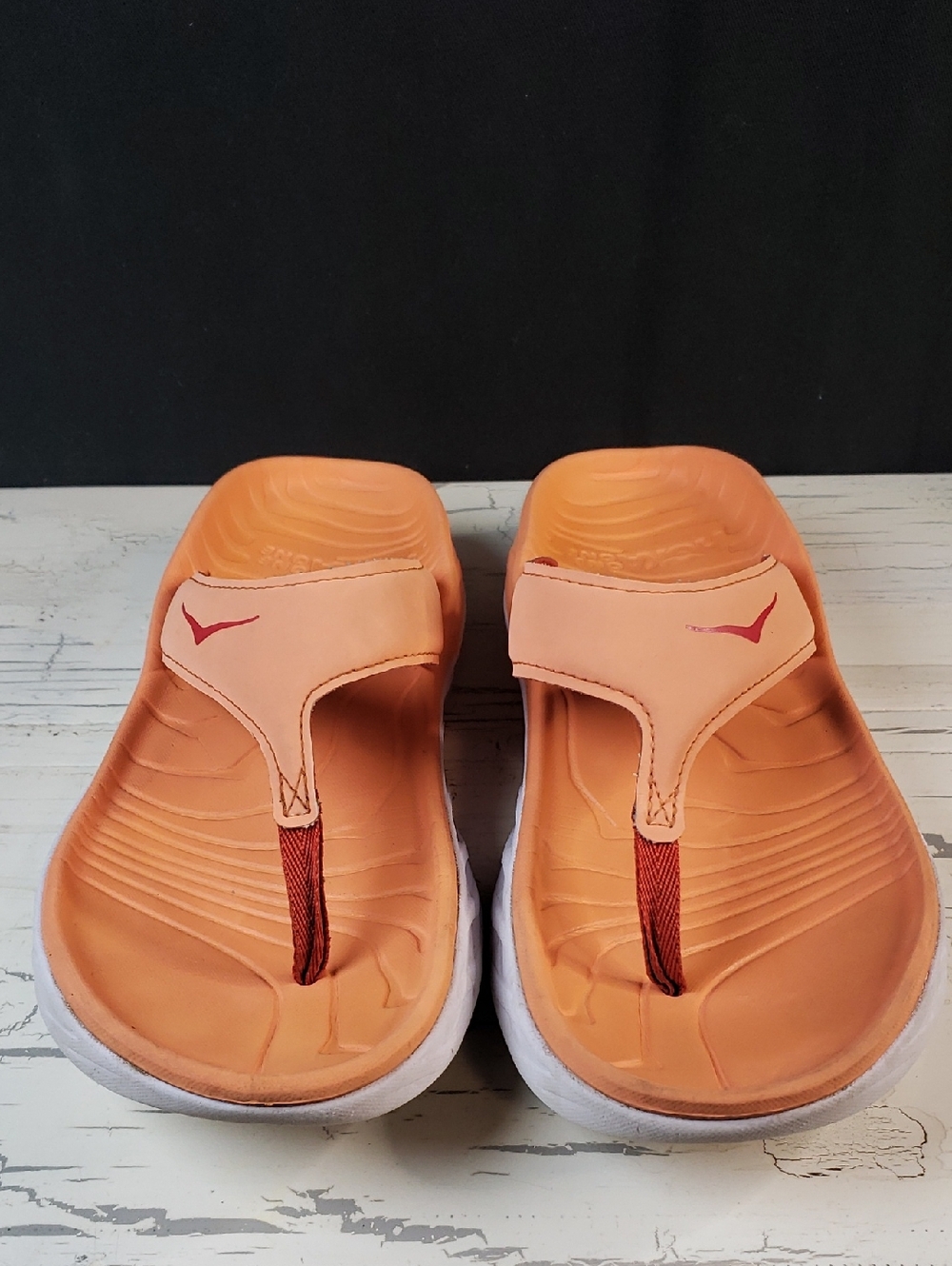 Hoka One One 'Ora' Recovery Flip-flops in Orange - Unisex Men's 8 or Women's 10 - Picture 4 of 11
